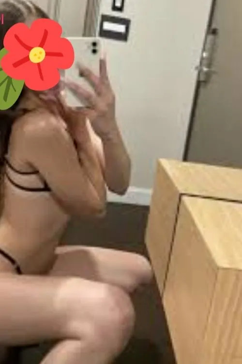 Nia foti